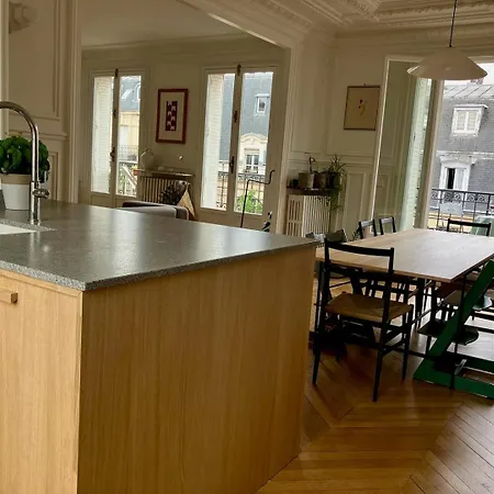 Apartment Deluxe Balcony Gare De Lyon Paris