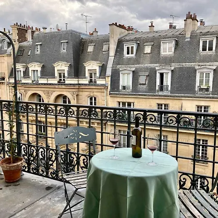 Deluxe Balcony Gare De Lyon Apartment Paris